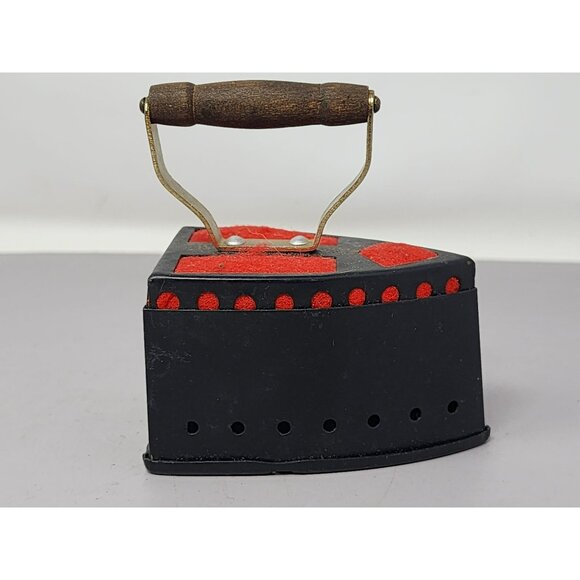Vintage Japanese Decorative Mini Iron Pin Cushion Wooden Handle Red Felt Accents - Picture 1 of 9